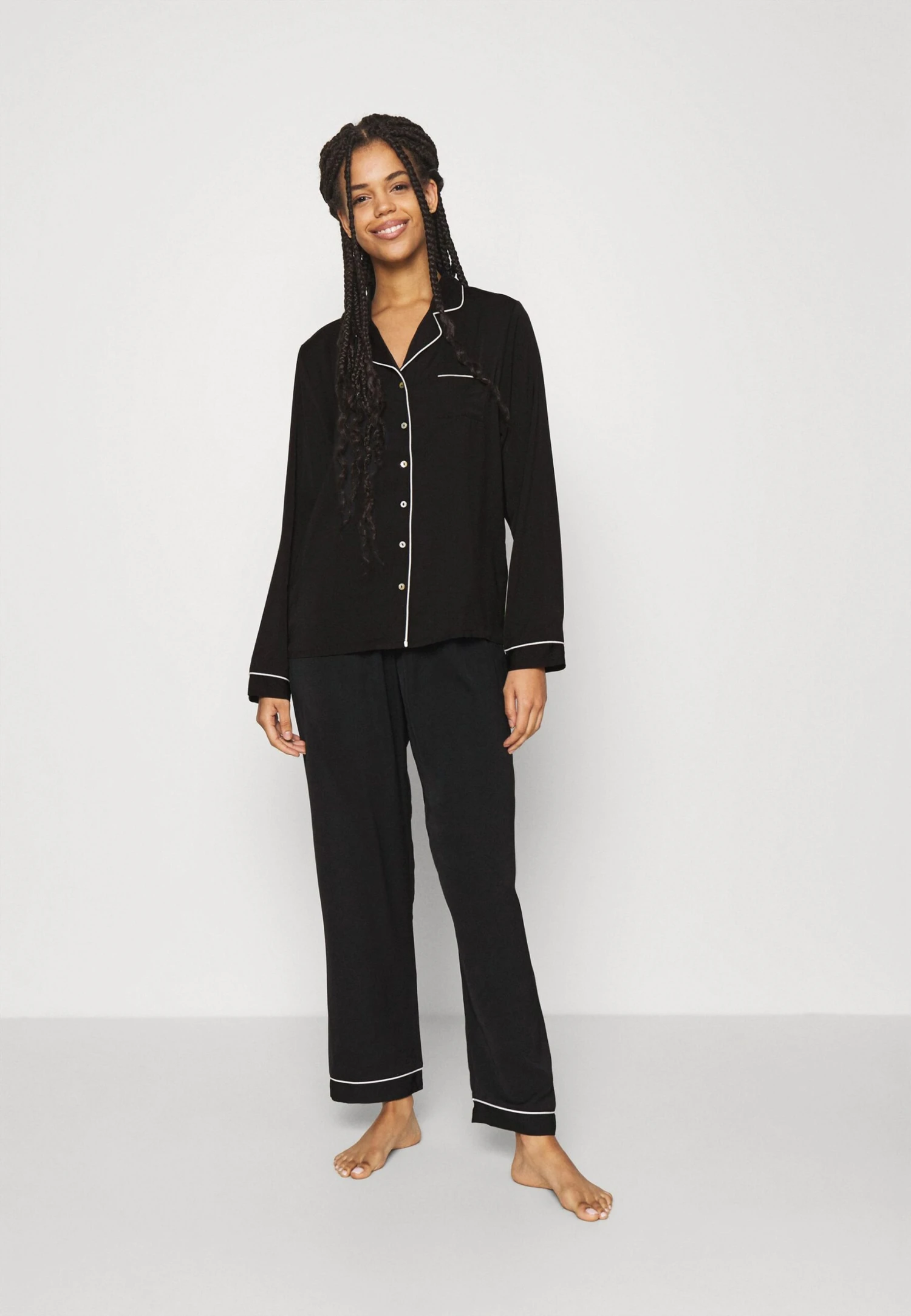 Anna Field Pyjama - Black – Image 2