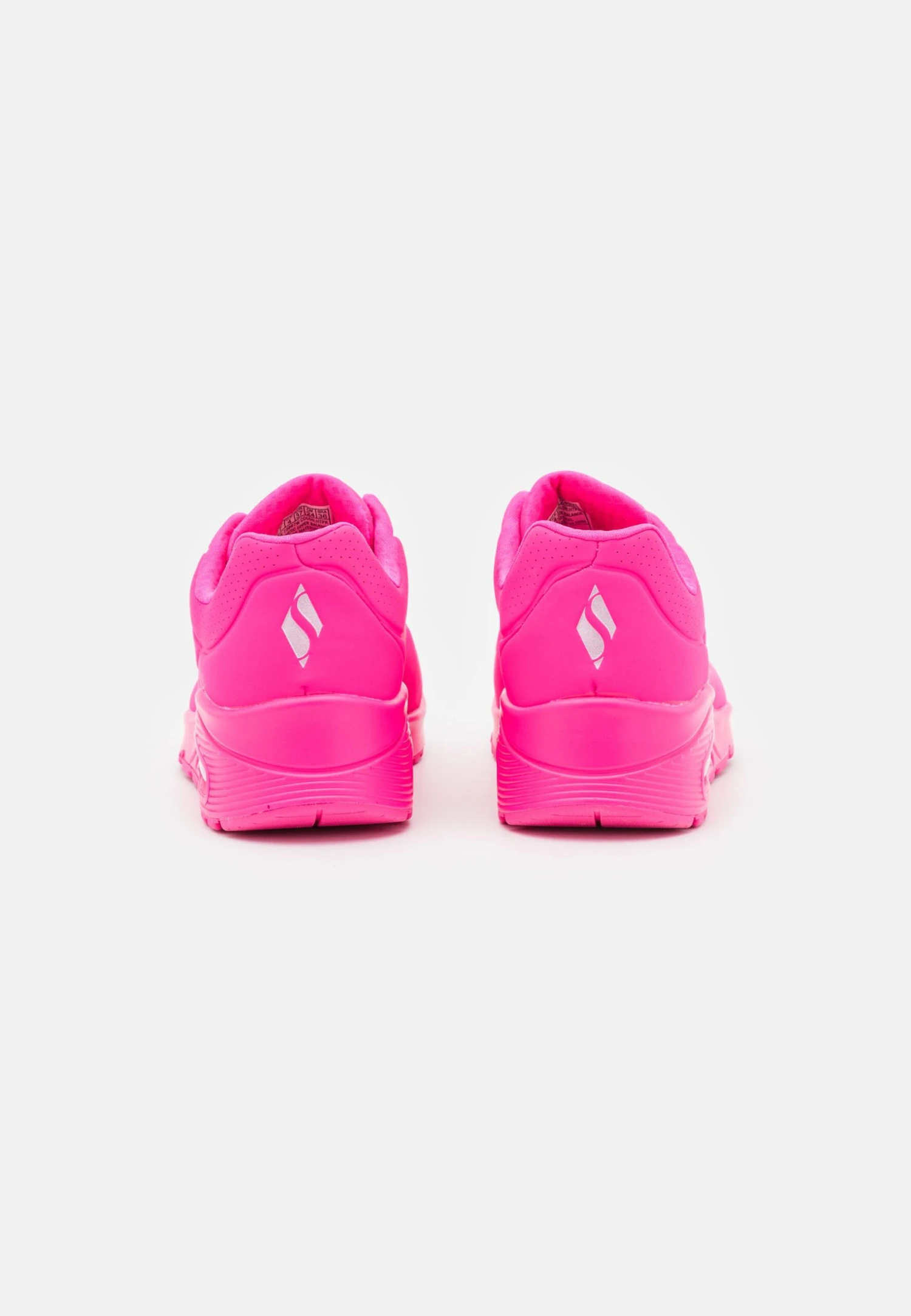 Uno - Baskets Basses - Hot Pink Durabuck – Image 4