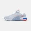 Nike Performance Metcon 8 - Chaussures Fitness - Football Grey/White/Blue Whisper/Med Soft Pink/Hyper Royal/Light Crimson