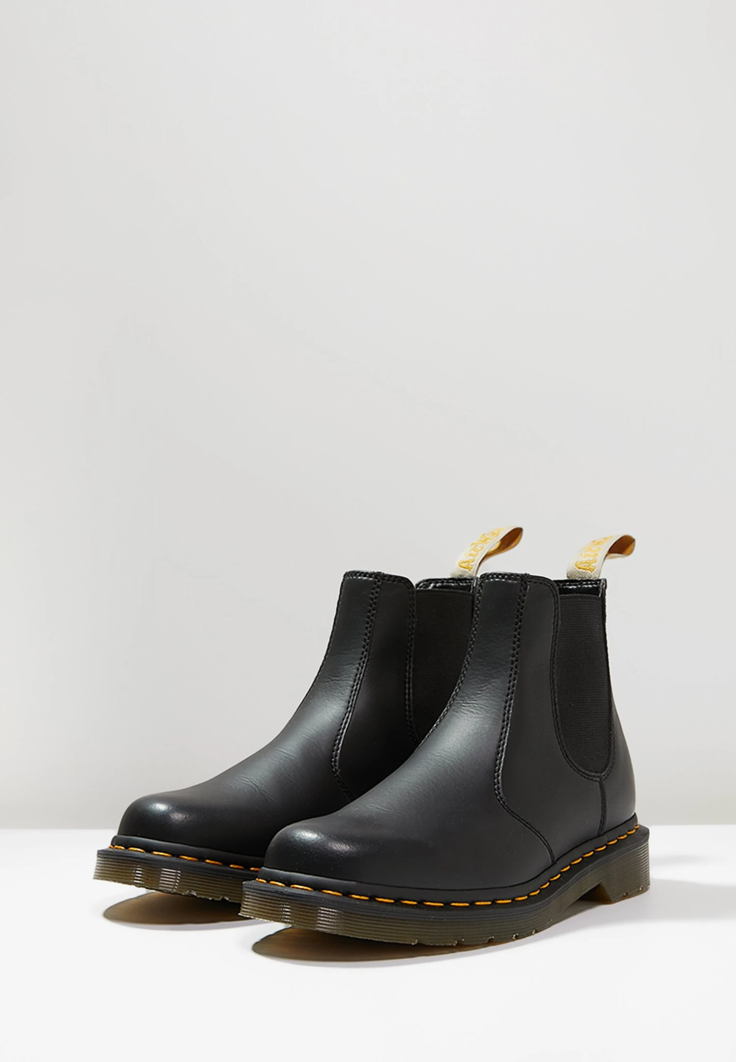Dr. Martens 2976 Chelsea Vegan - Bottines - Black – Image 5