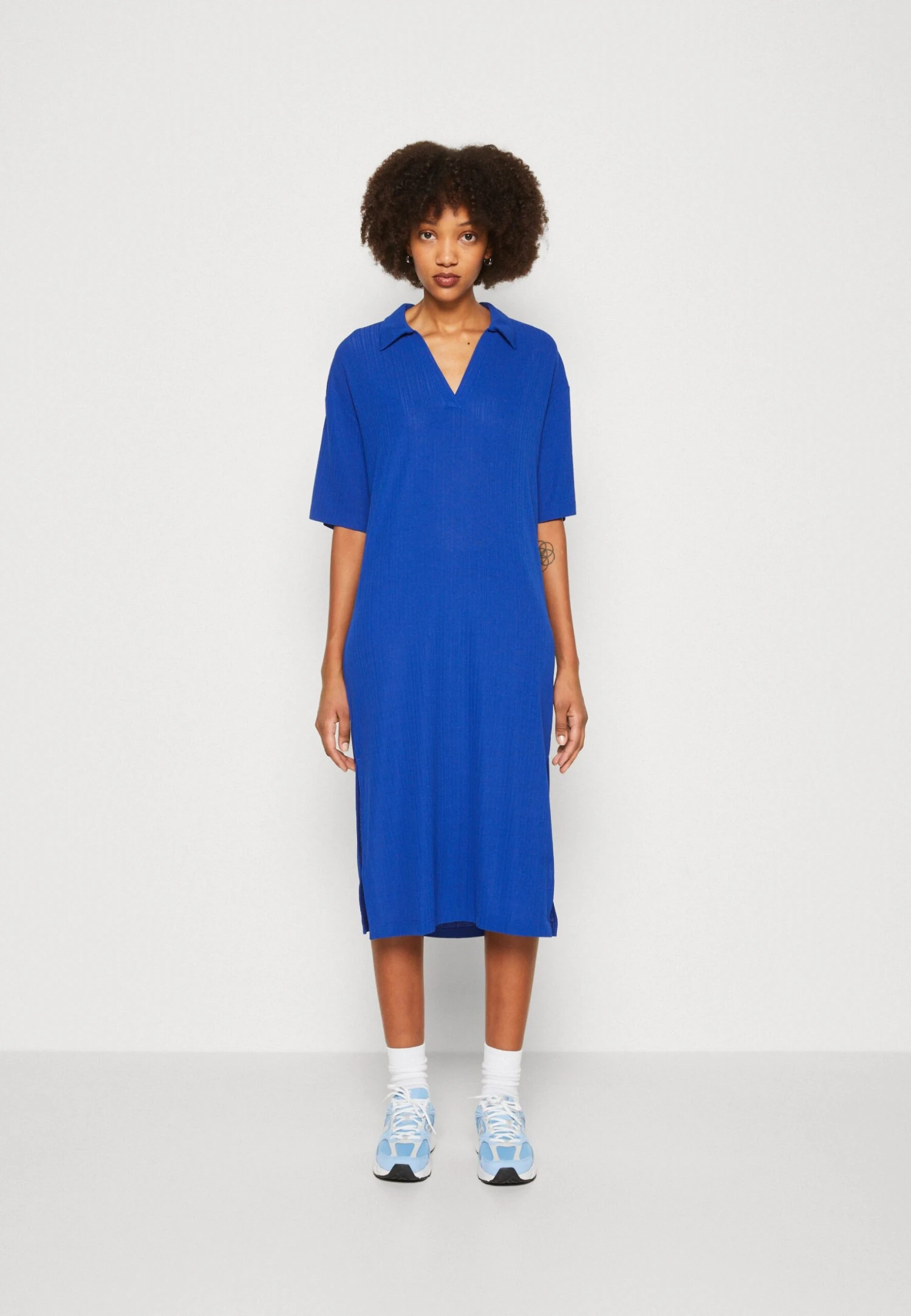 Monki Robe En Jersey - Bright Cobolt Blue