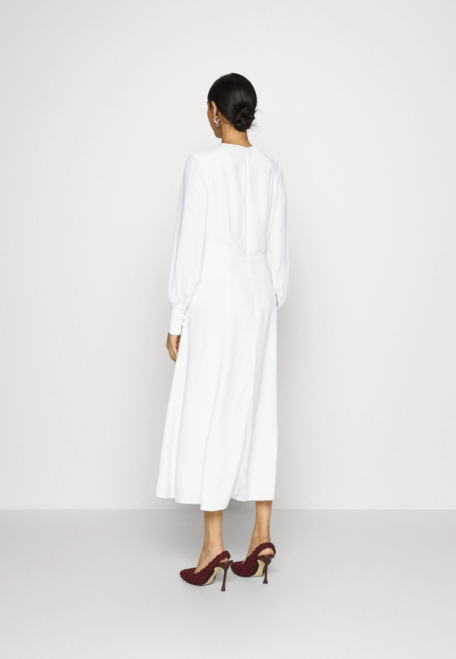 Dolanda - Robe De Cocktail - Snow White – Image 3